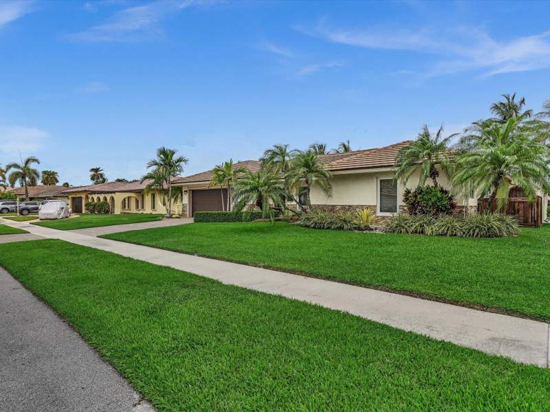 3 bedroom Single Family Residence at 1525 SE 12th Street, Cove 5th Sec, Deerfield Beach — photo 3