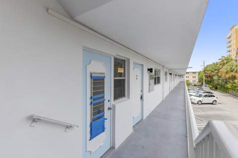 3201 NE 8th Street #206, Pompano Beach FL - photo 24 of 27