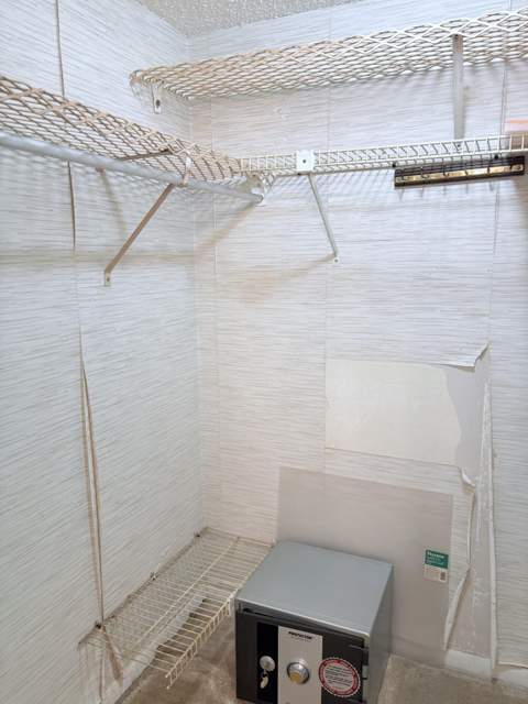 2314 S Cypress Bend Drive #Unit 614, Pompano Beach FL - photo 16 of 35