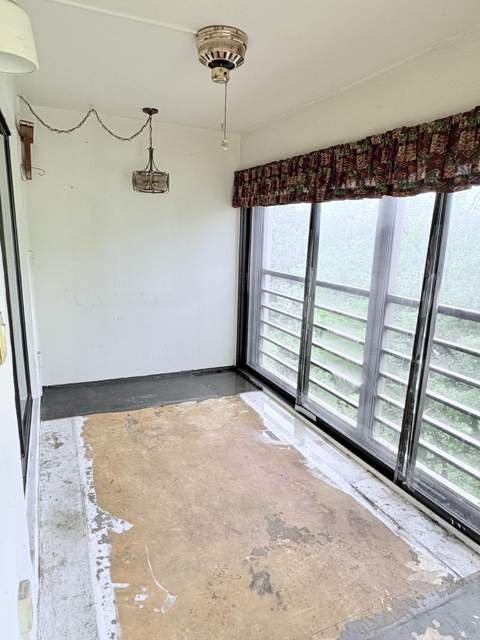 2314 S Cypress Bend Drive #Unit 614, Pompano Beach FL - photo 18 of 35