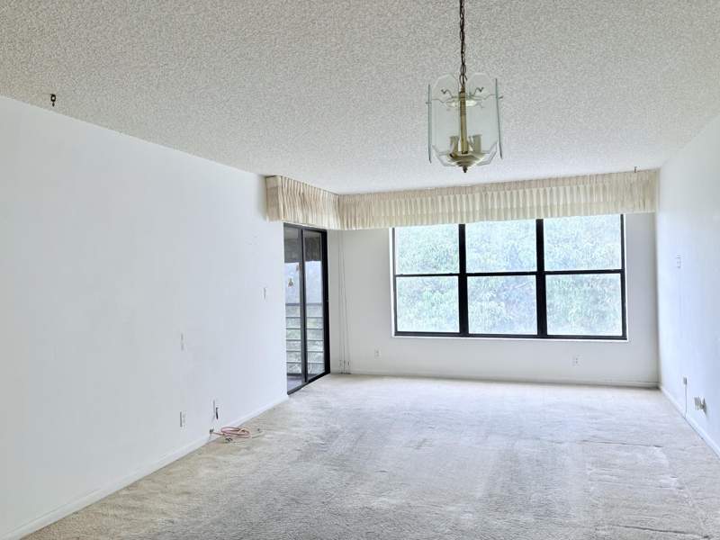 1 bedroom Condominium at 2314 S Cypress Bend Drive #Unit 614, Cypress Bend I-B And I-C Condo, Pompano Beach — photo 4