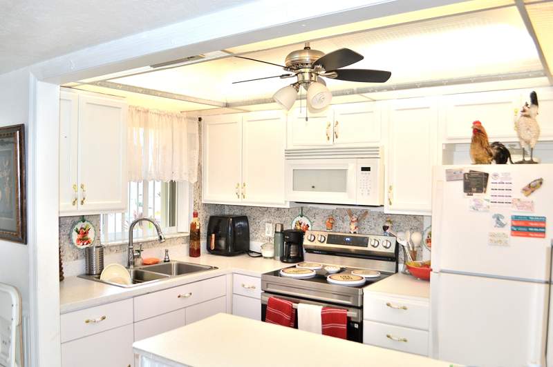 2 bedroom Condominium at 8841 Sunrise Lakes Boulevard #112, Sunrise Lakes 68 Condo, Sunrise — photo 2