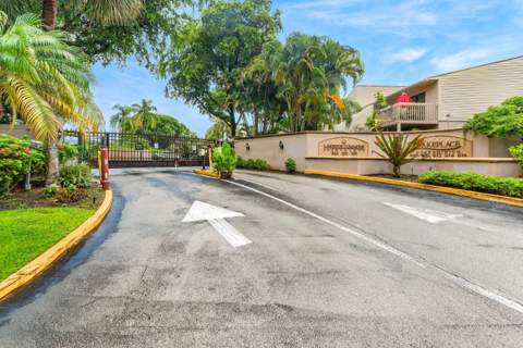 612 Executive Center Drive #107, West Palm Beach FL - photo 12 of 33