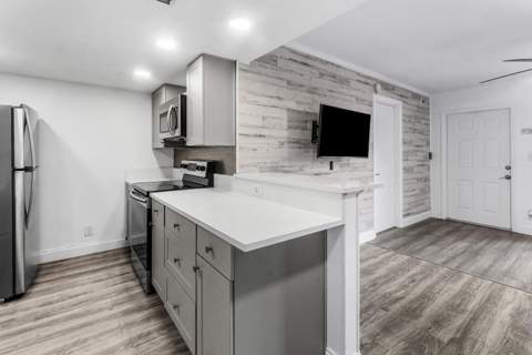 612 Executive Center Drive #107, West Palm Beach FL - photo 17 of 33