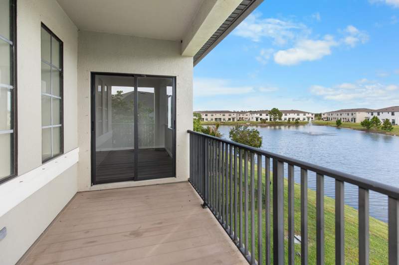 3 bedroom Townhouse at 5021 NW Coventry Circle, Cambridge Townhomes, Port St. Lucie — photo 5