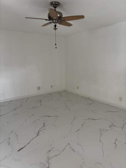 204 Salisbury I #204, West Palm Beach FL - photo 14 of 24