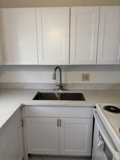204 Salisbury I #204, West Palm Beach FL - photo 10 of 24