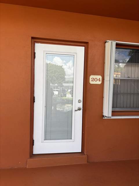 204 Salisbury I #204, West Palm Beach FL - photo 21 of 24