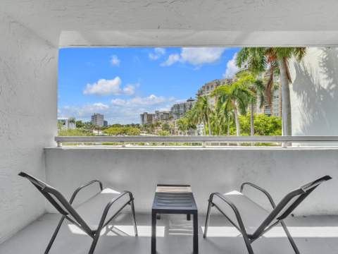 2670 E Sunrise Boulevard #319, Fort Lauderdale FL - photo 7 of 27