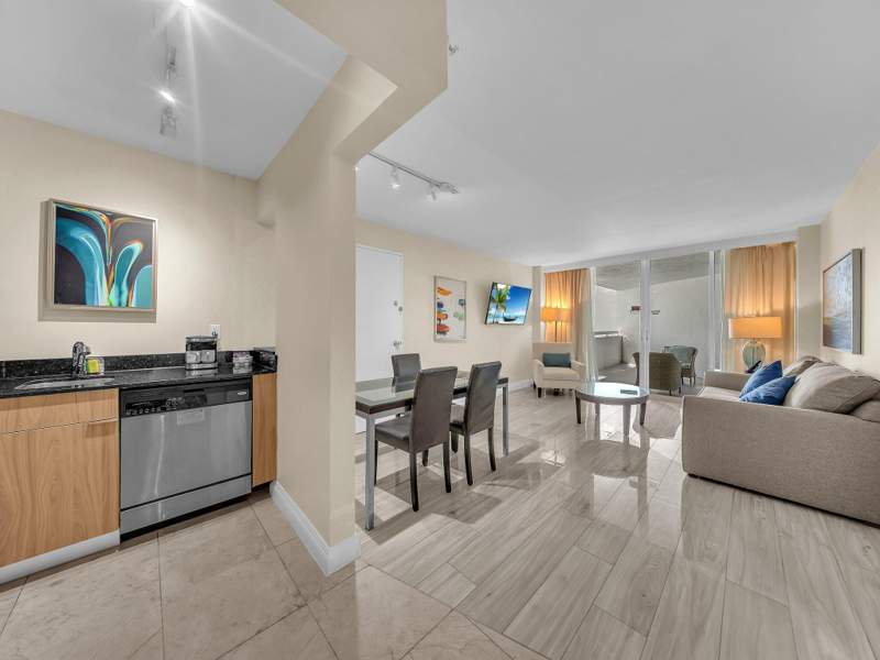 1 bedroom Condominium at 2670 E Sunrise Boulevard #323, Gallery One Condo, Fort Lauderdale — photo 4