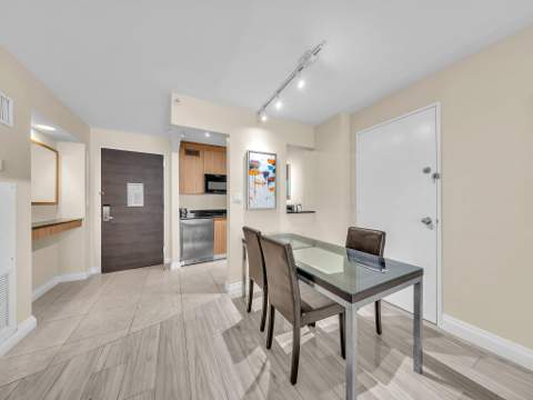 2670 E Sunrise Boulevard #323, Fort Lauderdale FL - photo 7 of 33