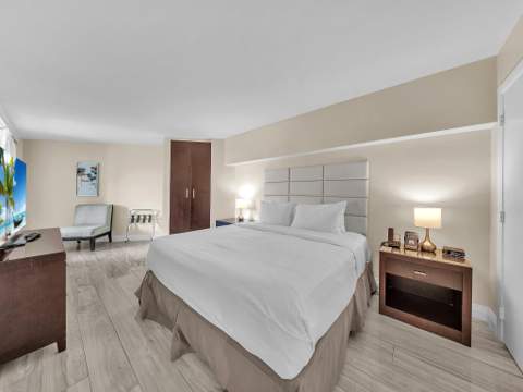 2670 E Sunrise Boulevard #323, Fort Lauderdale FL - photo 11 of 33