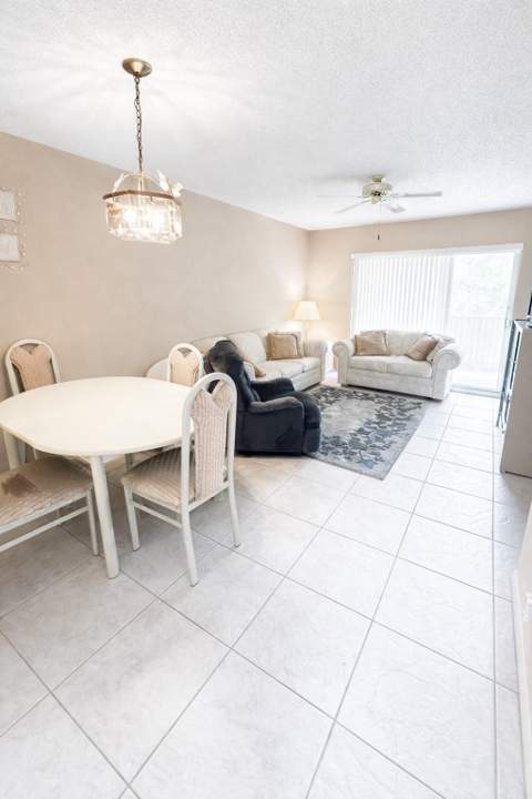 5550 Lakeside Drive #203, Margate FL - photo 6 of 30