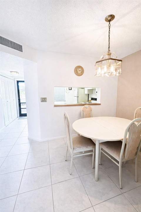 5550 Lakeside Drive #203, Margate FL - photo 8 of 30