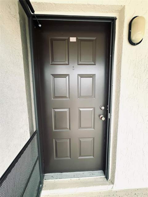 5550 Lakeside Drive #203, Margate FL - photo 16 of 30