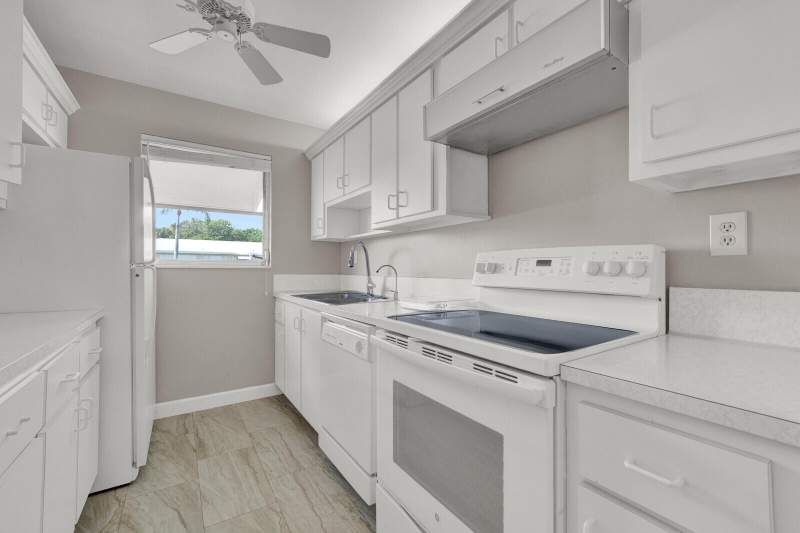 1 bedroom Condominium at 185 High Point Terrace #B, High Point Of Delray Beach Condo Sec I, Delray Beach — photo 5