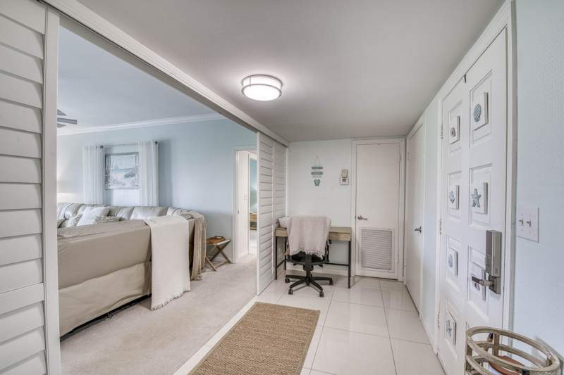 1 bedroom Condominium at 11811 Avenue Of The Pga #7-3b, Longwood, Palm Beach Gardens — photo 5
