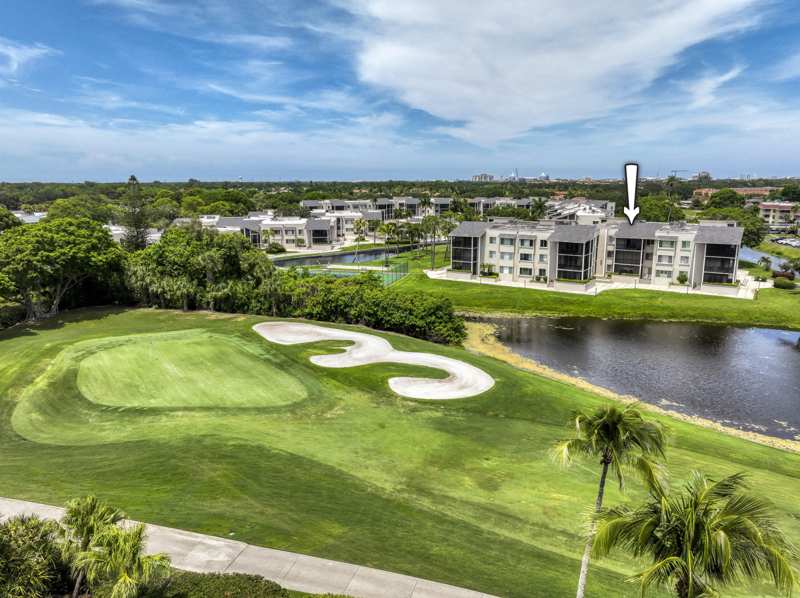 1 bedroom Condominium at 11811 Avenue Of The Pga #7-3b, Longwood, Palm Beach Gardens — photo 1