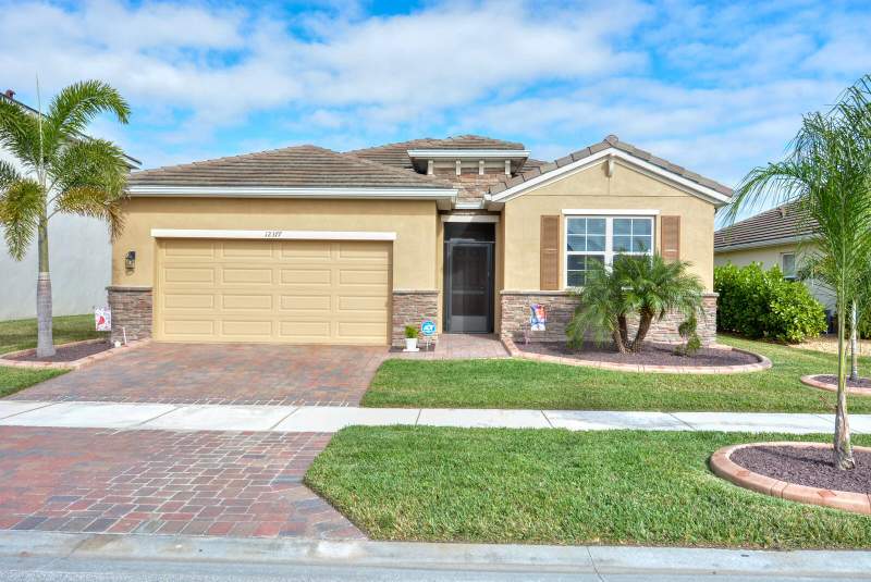 4 bedroom Single Family Residence at 12377 SW Arabella Drive, Tradition Plat No 20 - The Preserve - Phase 2, Port St. Lucie — photo 2