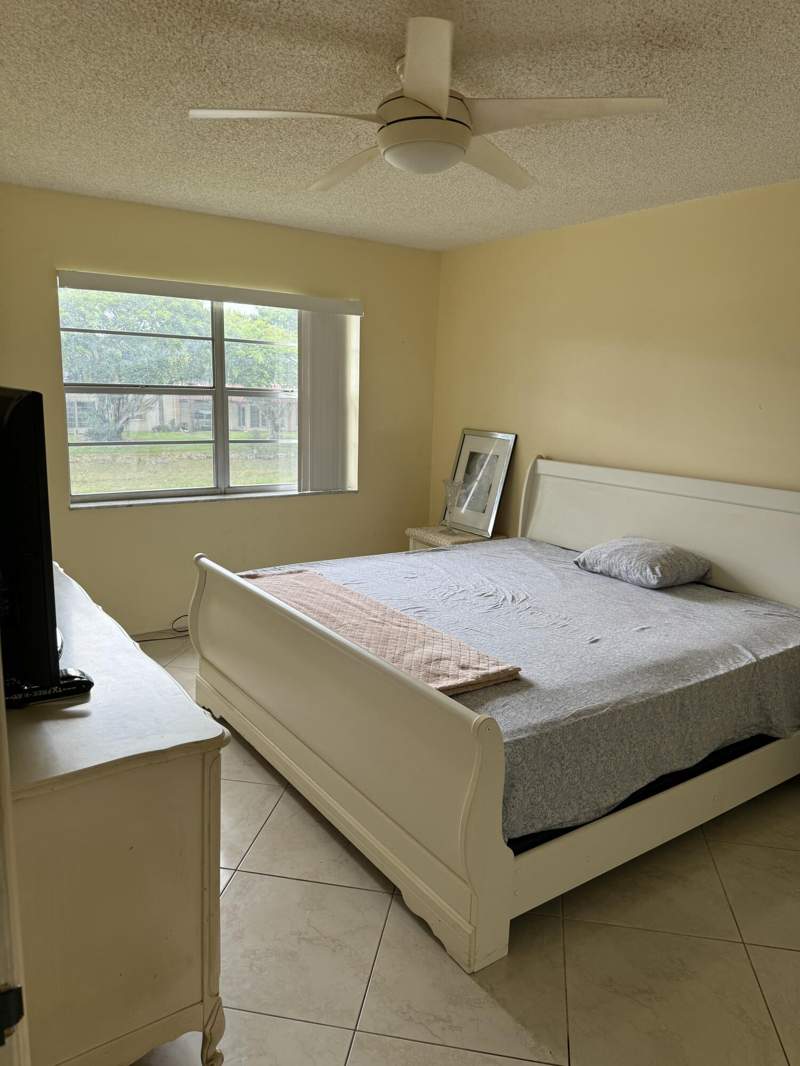 2 bedroom Condominium at 133 Lake Carol Drive #133, Golden Lakes Village Condo 1 Thru 13-A, West Palm Beach — photo 4