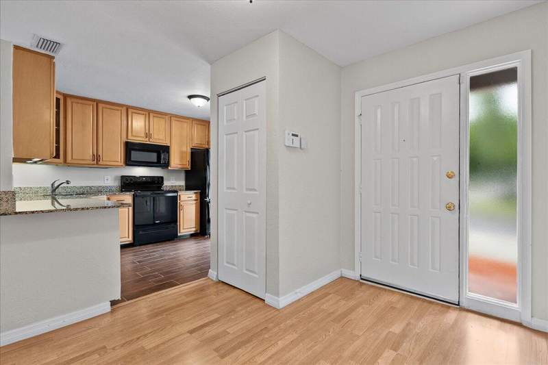 3 bedroom Villa at 325 Pennington Court, Strathmore Gate West Unit 2, Royal Palm Beach — photo 2