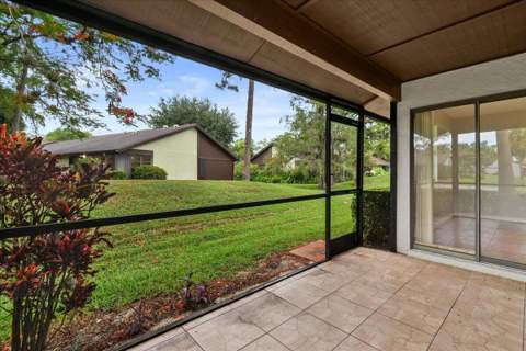 325 Pennington Court, Royal Palm Beach FL - photo 23 of 35