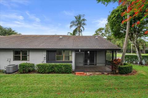 325 Pennington Court, Royal Palm Beach FL - photo 24 of 35