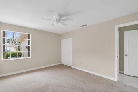 1256 NW Bentley Circle #B, Port St. Lucie FL - photo 18 of 32