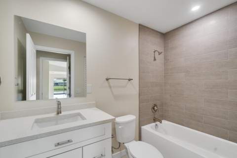 1256 NW Bentley Circle #B, Port St. Lucie FL - photo 8 of 32