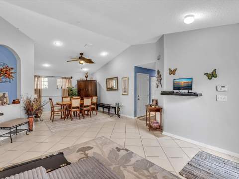 7559 Savannah Lane, Lake Worth FL - photo 15 of 60