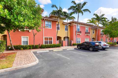 2851 W Prospect #506, home for sale in Tamarac 33309