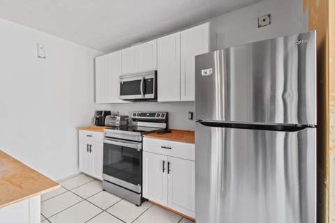 2406 24th Lane, Greenacres FL - photo 16 of 39