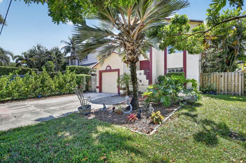 2 bedroom Single Family Residence at 1447 SW 6th Avenue, Sandy Ashley Plat, Fort Lauderdale — photo 3