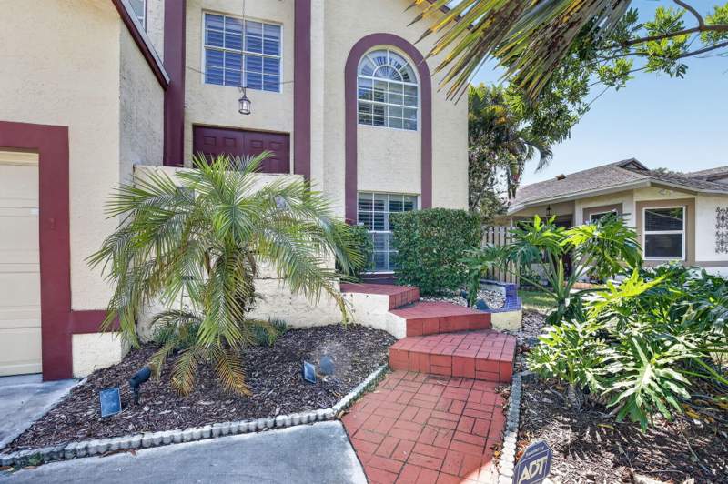 2 bedroom Single Family Residence at 1447 SW 6th Avenue, Sandy Ashley Plat, Fort Lauderdale — photo 5
