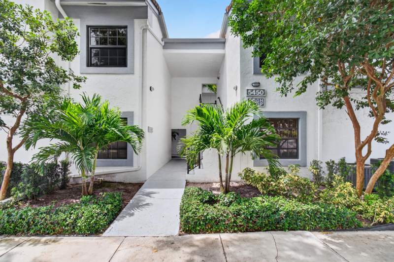 2 bedroom Condominium at 5450 Verona Drive #P, Alexandra Village Condo/Platina, Boynton Beach — photo 4