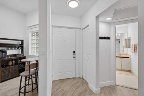 5450 Verona Drive #P, Boynton Beach FL - photo 9 of 98