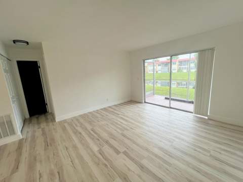 463 Lake Frances Drive #463, West Palm Beach FL - photo 6 of 17