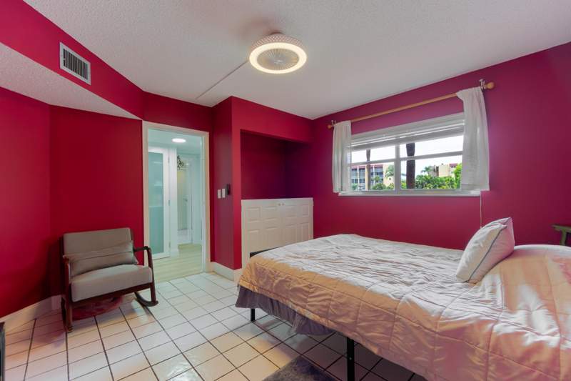 2 bedroom Condominium at 3661 Via Poinciana #211, Poinciana Place Condo 1,2,8 And 9, Lake Worth — photo 5