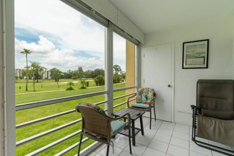 3661 Via Poinciana #211, Lake Worth FL - photo 24 of 42