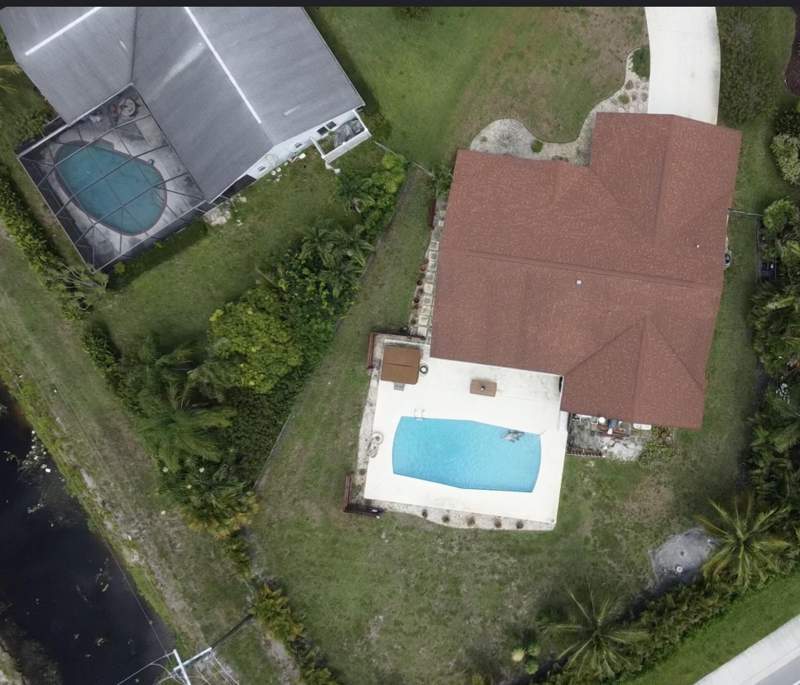 4 bedroom Single Family Residence at 7561 Nemec Drive, Estates Of Lake Clarke Shores, Lake Clarke Shores — photo 2