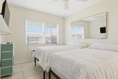 142 Norwich F, West Palm Beach FL - photo 10 of 25