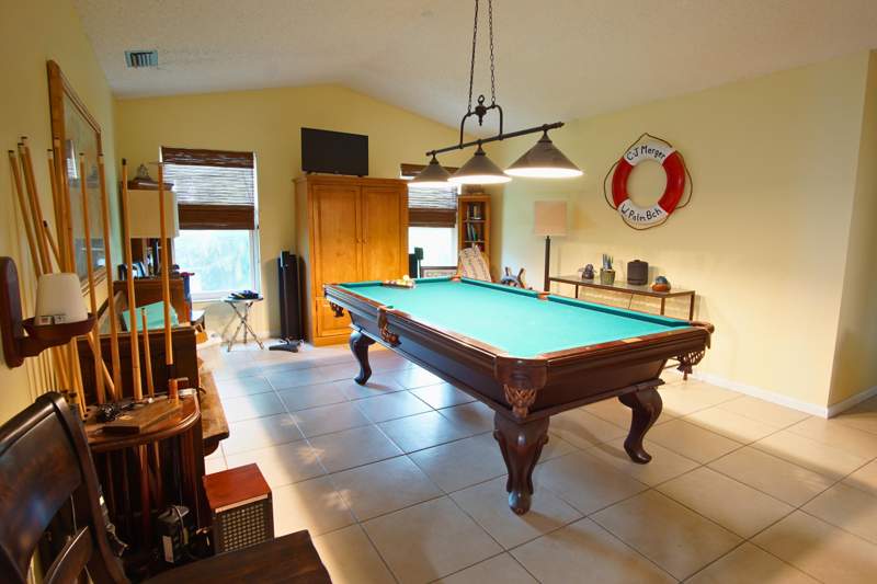 4 bedroom Single Family Residence at 7561 Nemec Drive, Estates Of Lake Clarke Shores, Lake Clarke Shores — photo 4