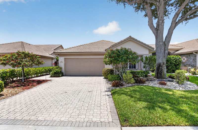 2 bedroom Villa at 8908 Shoal Creek Lane, Aberdeen 15, Boynton Beach — photo 1