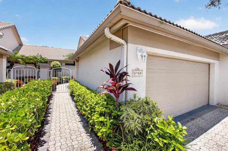 2 bedroom Villa at 8908 Shoal Creek Lane, Aberdeen 15, Boynton Beach — photo 3