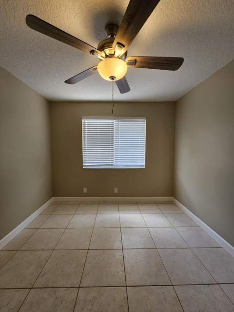 4876 Orleans Court #A, Haverhill FL - photo 18 of 26