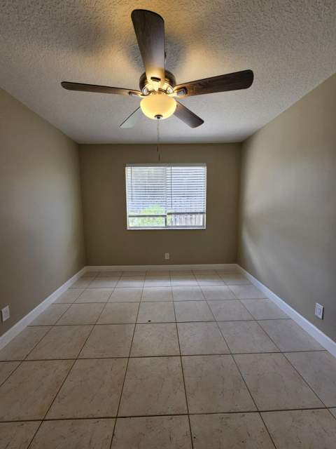 4876 Orleans Court #A, Haverhill FL - photo 20 of 26