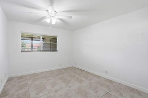 164 Seville G, Delray Beach FL - photo 12 of 25
