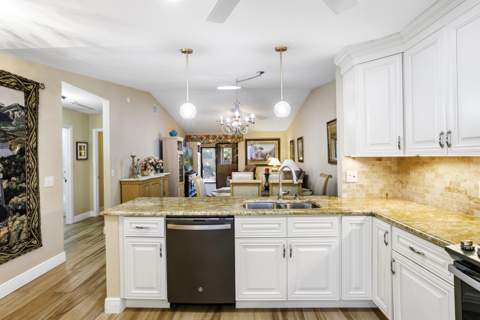 2641 Gately Drive #2902, West Palm Beach FL - photo 6 of 25