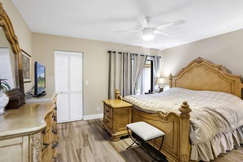 2641 Gately Drive #2902, West Palm Beach FL - photo 16 of 25