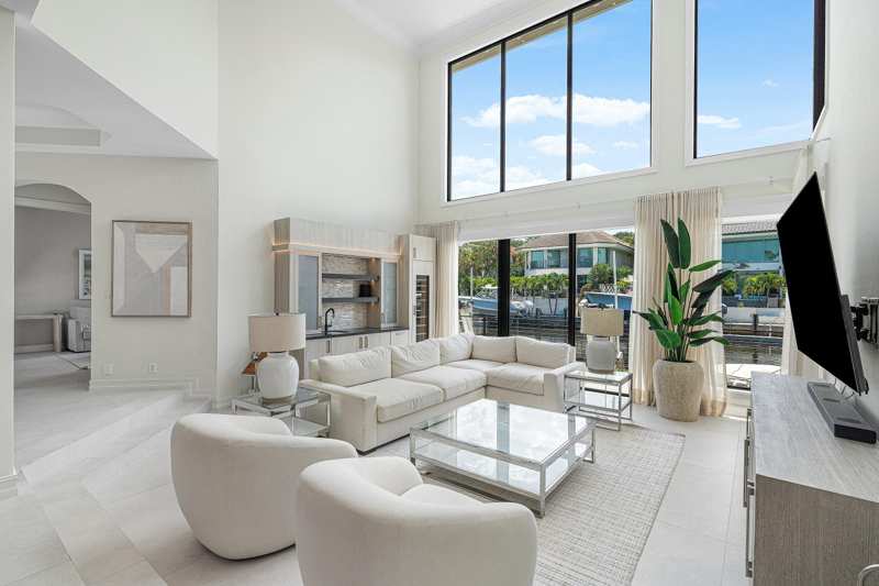 5 bedroom Single Family Residence at 662 Boca Marina Court, Boca Marina, Boca Raton — photo 1